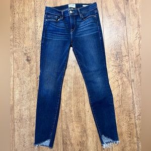 Frame Le Skinny de Jeanne Size 28 Skinny Jean Raw Hem Medium Blue Jean